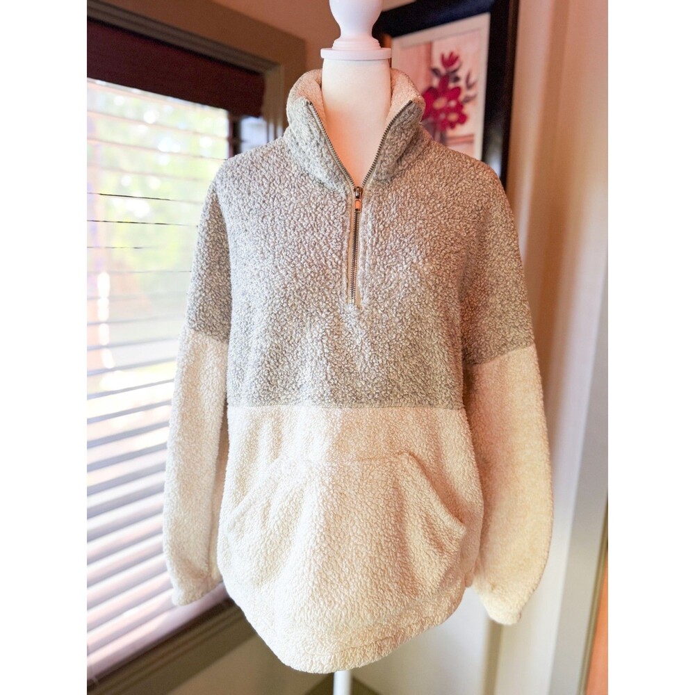 Small Doe & Rae Anthropologie Brand cozy fleece zip up